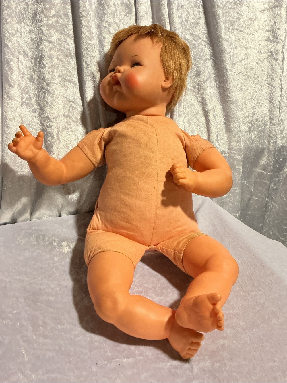 Thumbelina Baby Doll in Yellow Outfit - Vintage Box Art - Picture 4 of 6